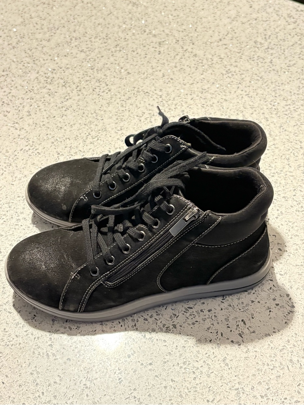 Clarks Cloudsteppers Lace up Side Zip Black Boots Size 8